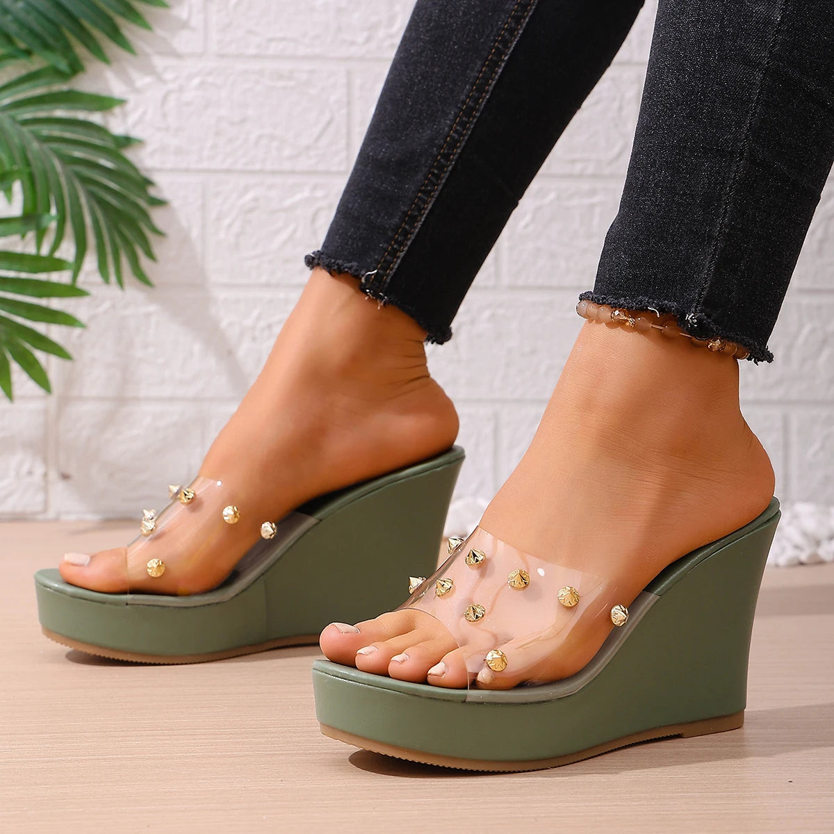 Trend Women Wedges Sandals Summer Beach Platform Sandals Femme Lightweight High Heels Shoes Designer Dress Crystal Slides Women