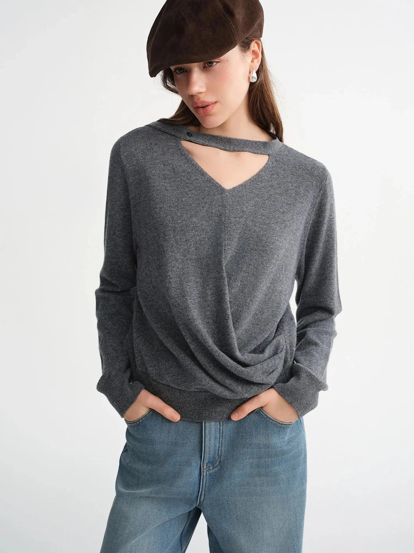 Plus-Size Floating Ribbon V-Neck Sweater