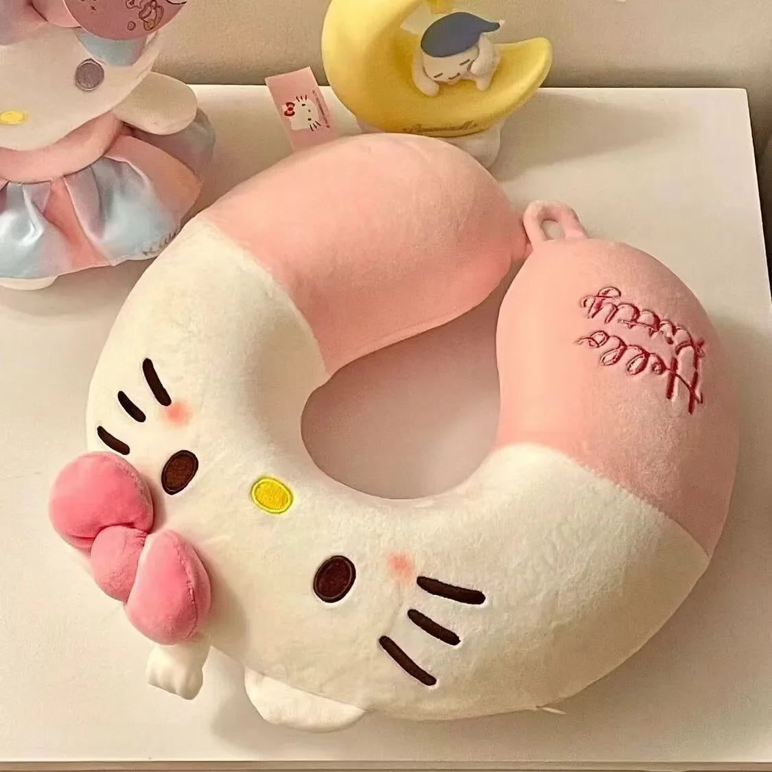 Sanrio Cute U-shaped Neck Pillow Hello Kitty Purin Pochacco Portable Nap Pillow Perfect for Neck Support Kuromi Plush Toy