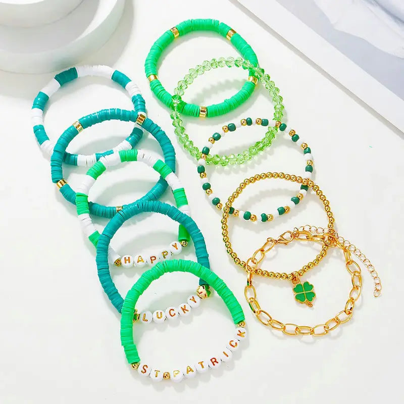 2220pcs Clay Beads Bracelet Making Kit 24 Colors Flat Preppy Beads Polymer Clay Beads for Friendship Bracelets Making Craft DIY