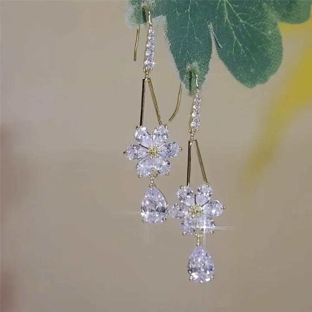 Charm Female White Zircon Stone Flower Water Drop Earrings Cute Trendy Bridal Gold Color Wedding Jewelry For Women