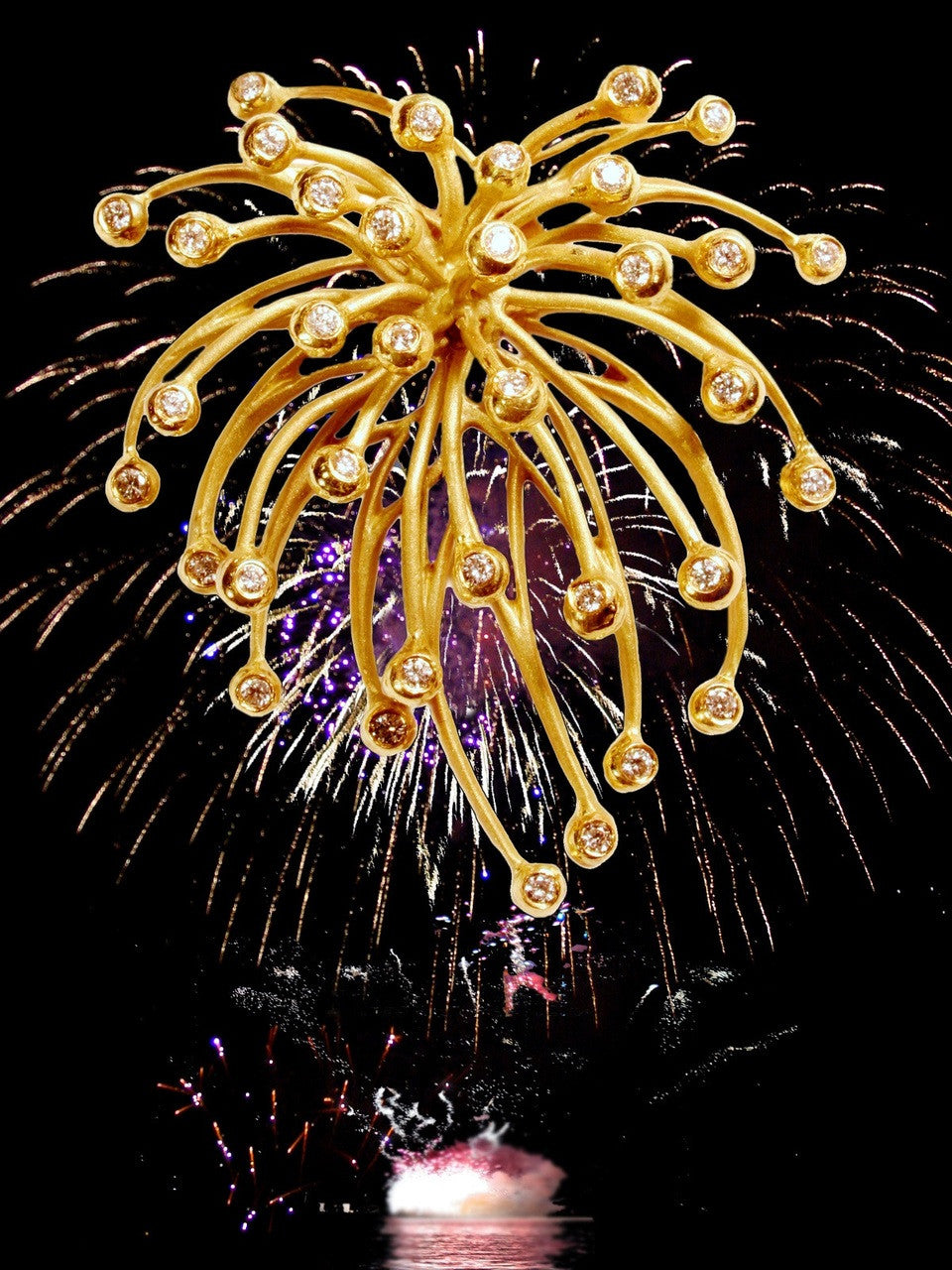 Superstar Necklace. Fireworks Pendant-Diamonds in 18K Gold: Life is a Celebration!-9