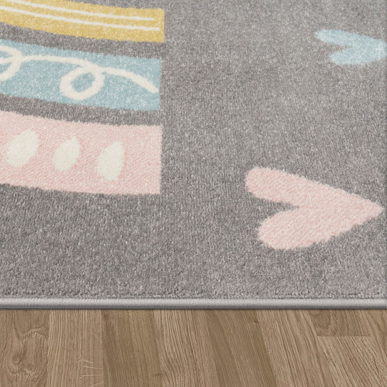 Kids Rug Nino with Rainbow and Hearts for Nursery in Grey-2