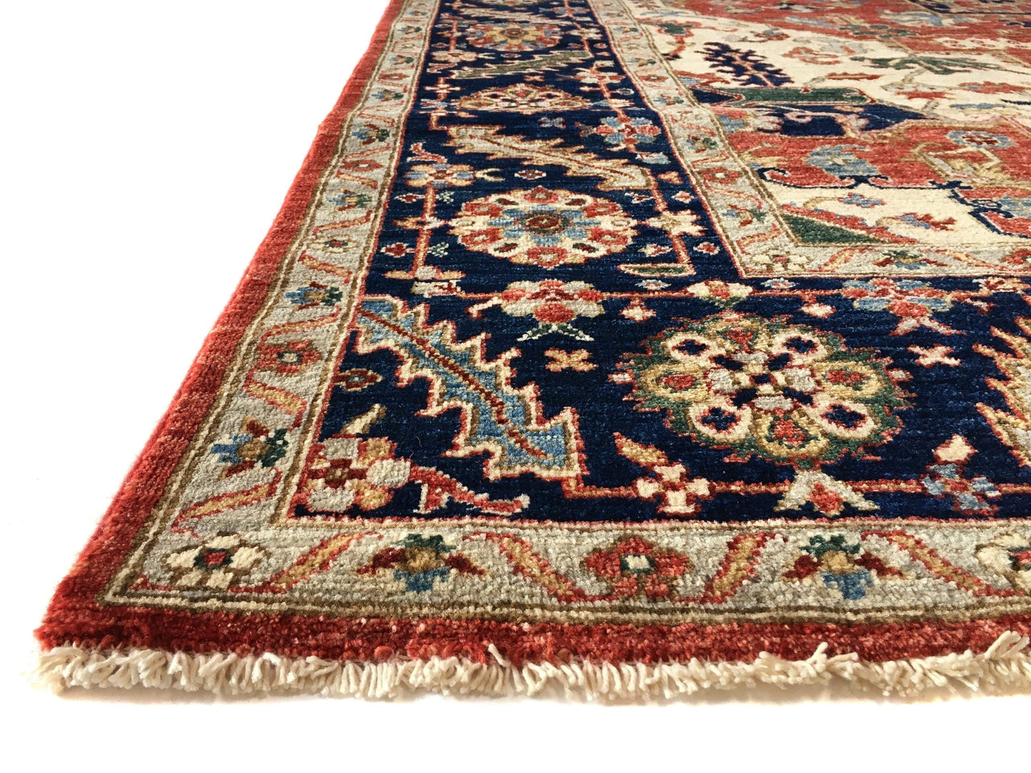 Serapi (9'00"x11'07") red/ivory/navy-2