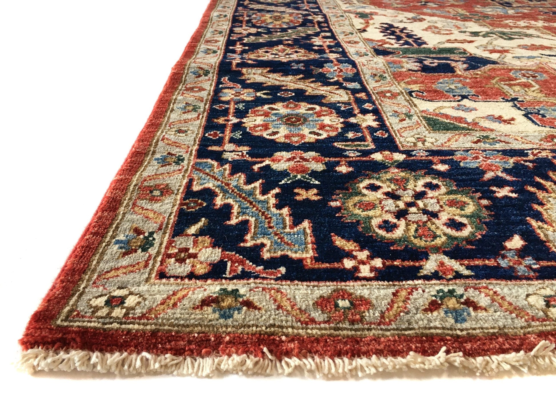 Serapi (9'00"x11'07") red/ivory/navy-2