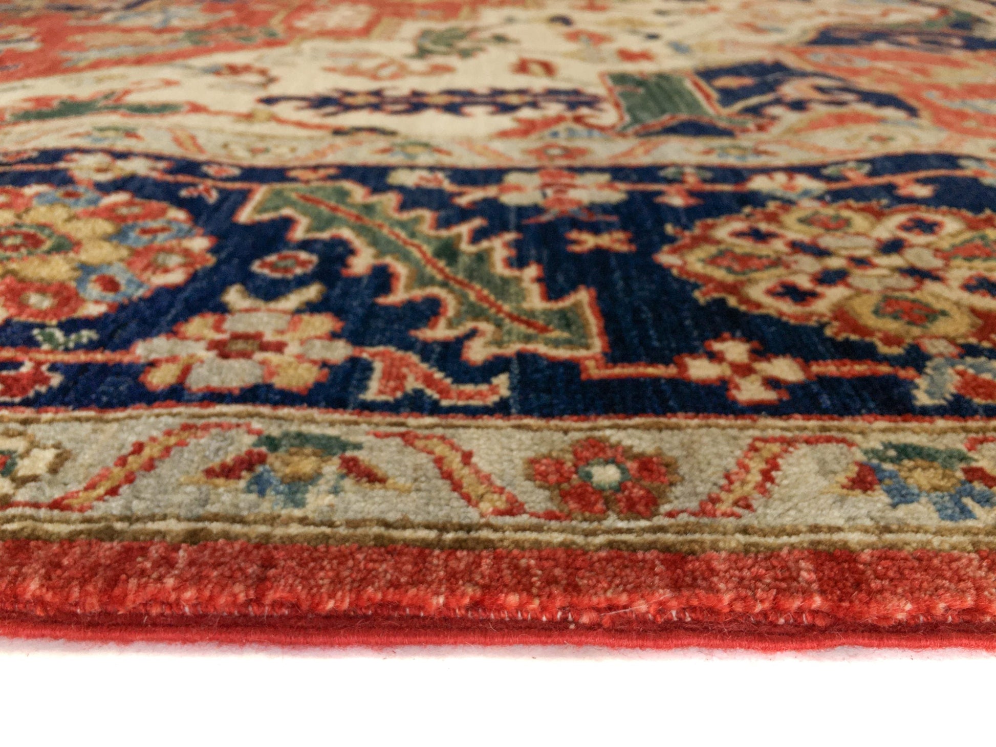 Serapi (9'00"x11'07") red/ivory/navy-3