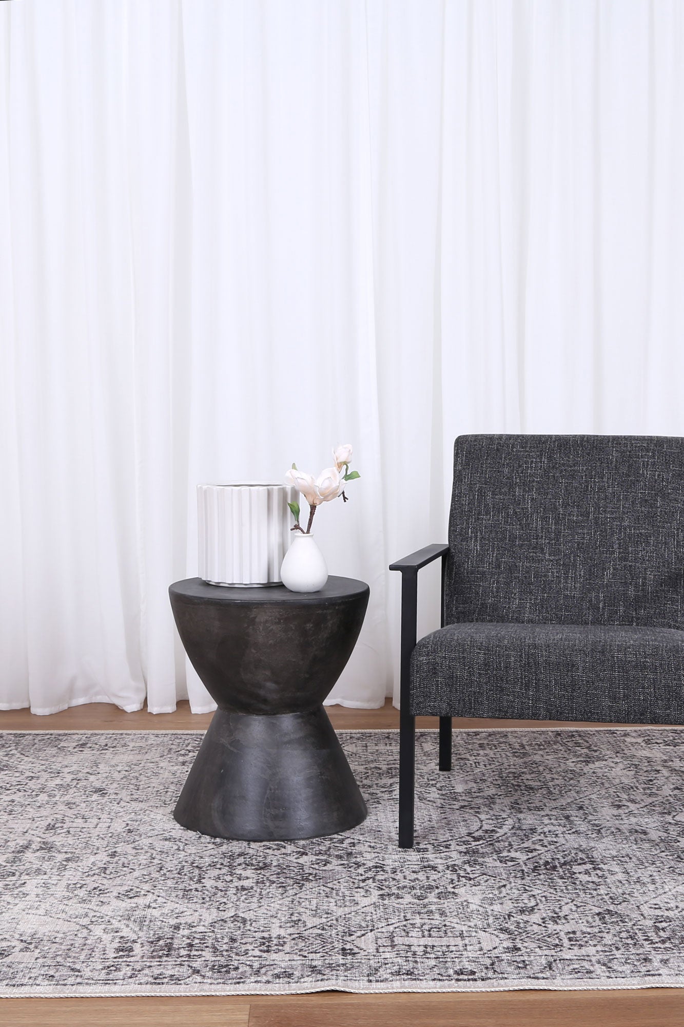 Versailles Winter modern in Grey Rug-3