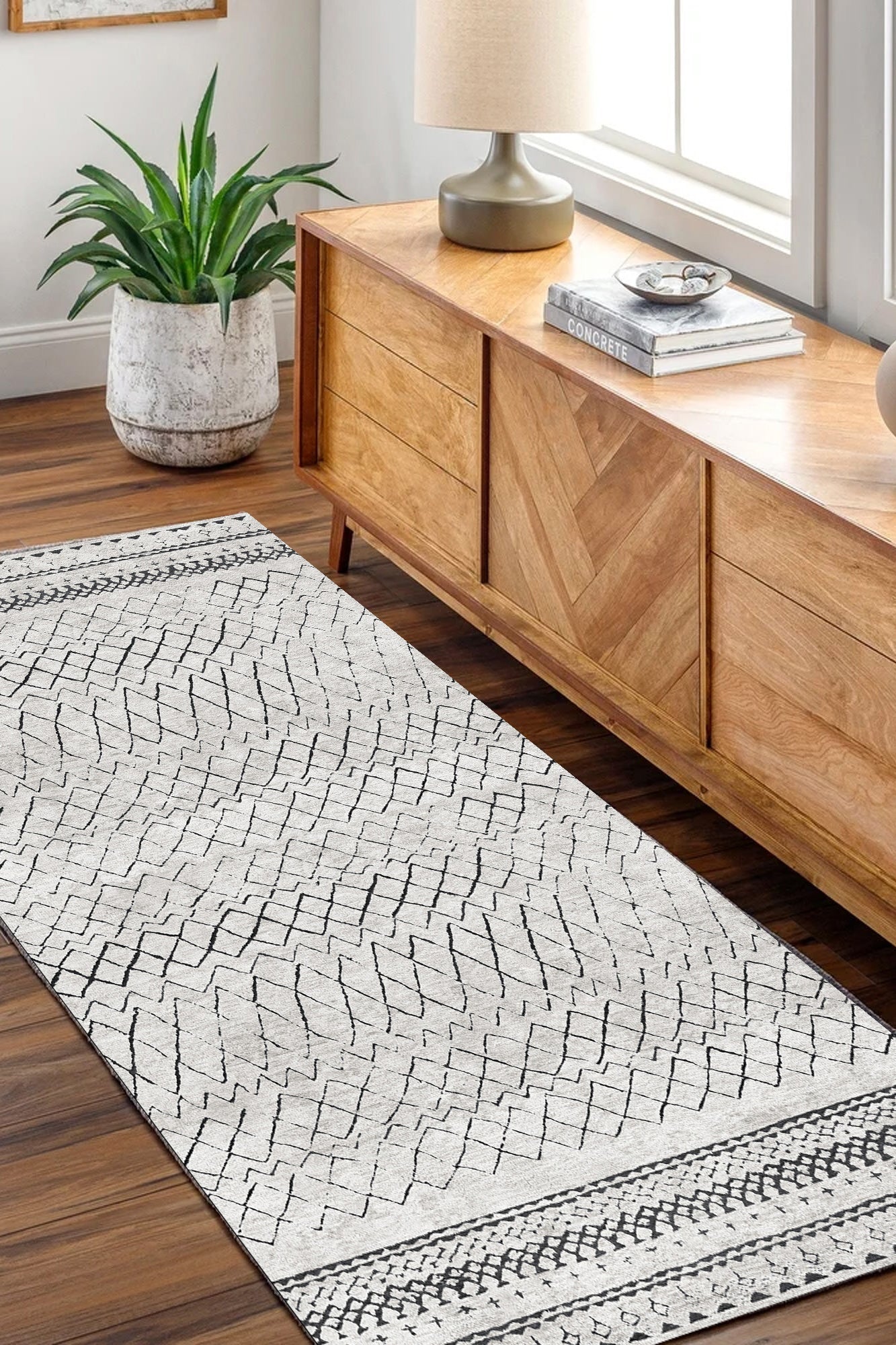 Alma Scandi Moroccan in Silver : Runner Rug-1