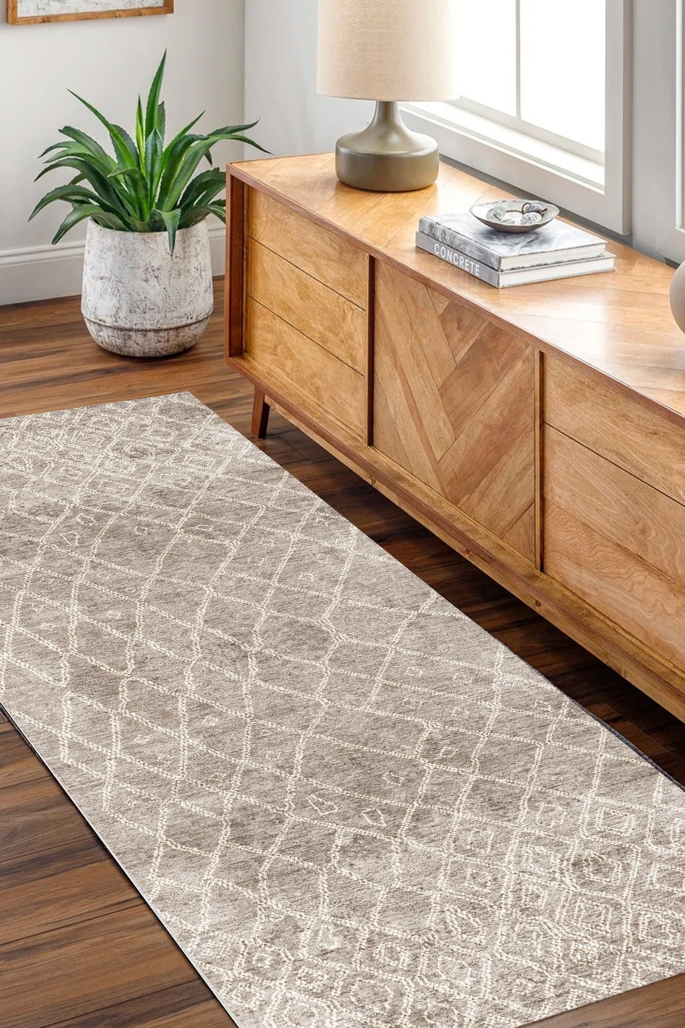 Nordic Nahla Vintage Modern in Beige : Runner Rug-1