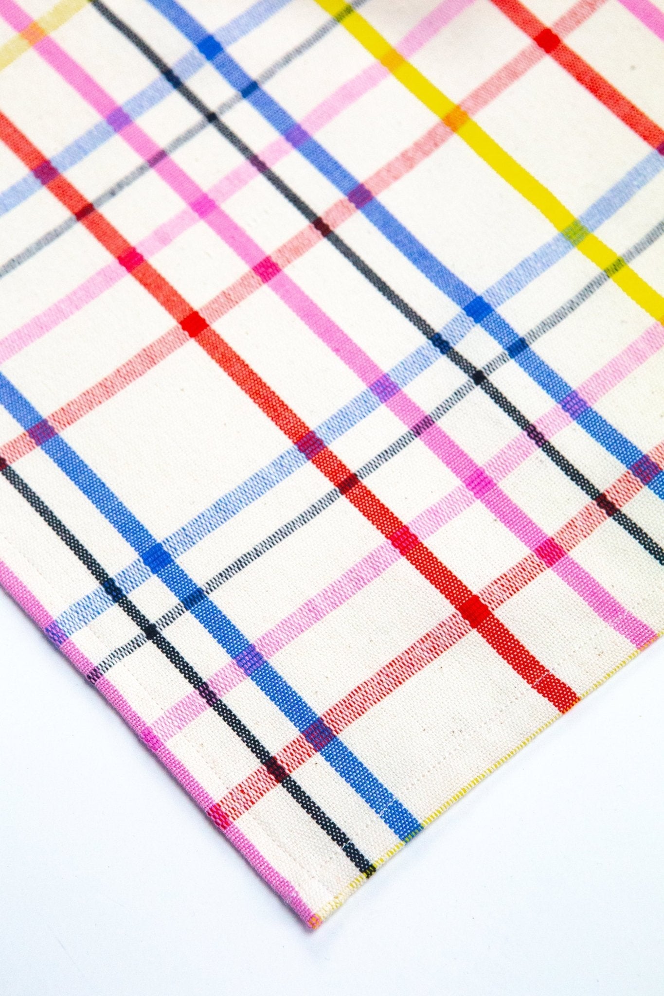 Vera Plaid Runner