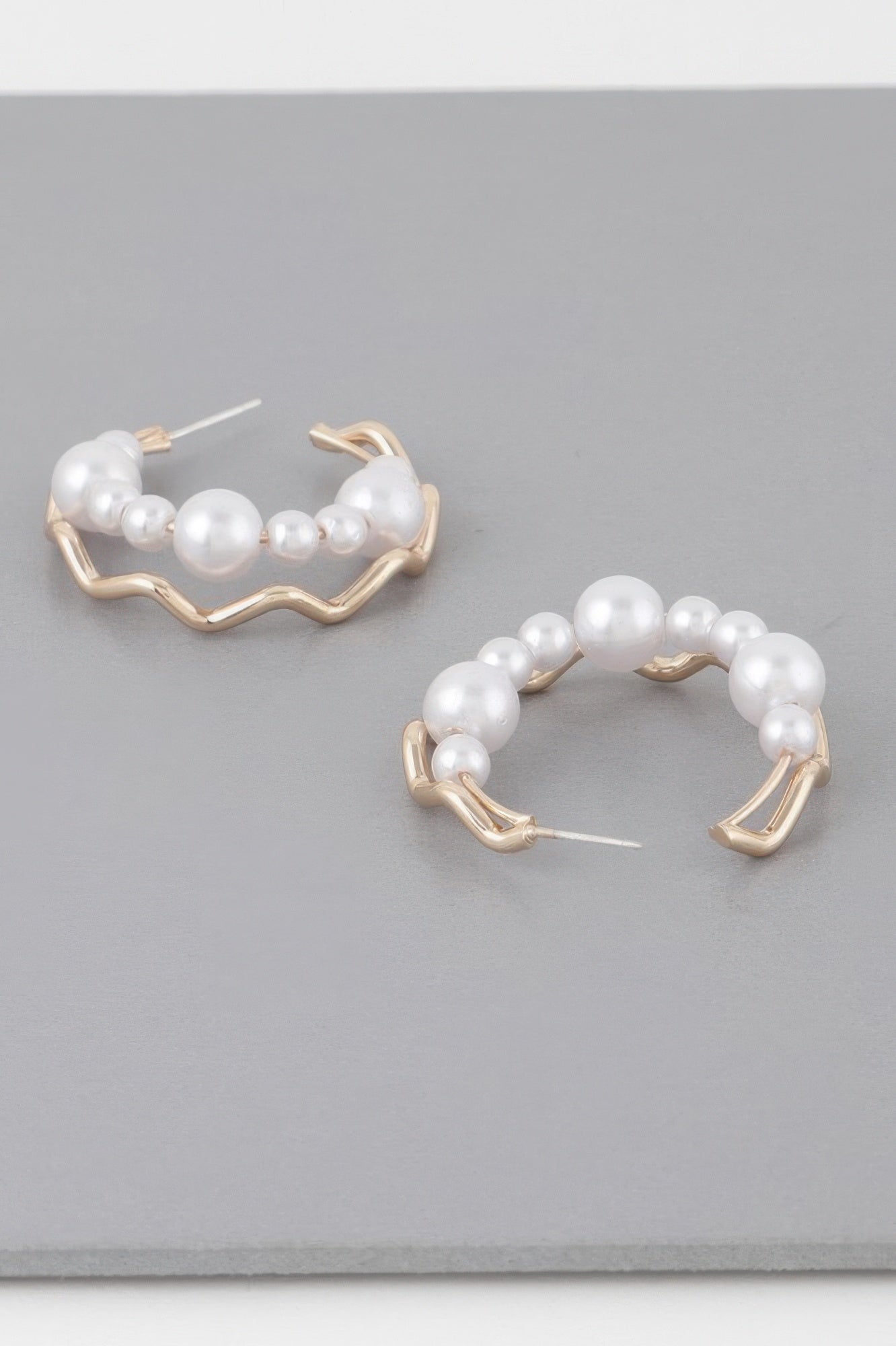 Zig 2as Faux Pearl Earrings