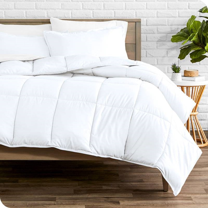 Twin/Twin XL size Super Soft Microfiber Down Alternative Comforter Set White-0
