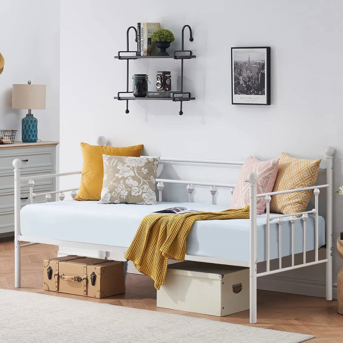 Twin size Farmhouse Daybed Frame in White Metal Finish-3