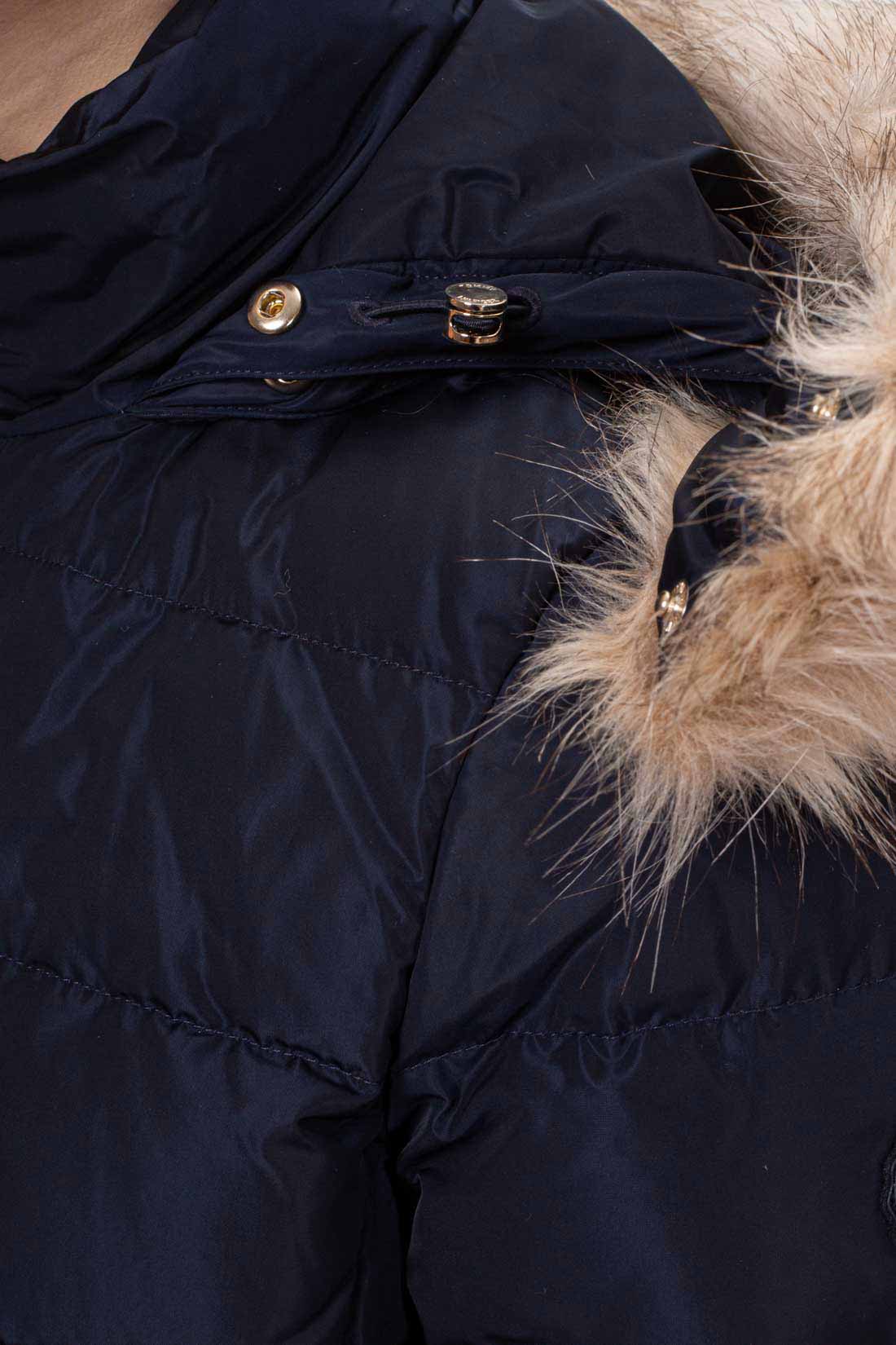 TOMMY HILFIGER - Women's water-repellent down jacket with faux-fur detail  - Size XL-44