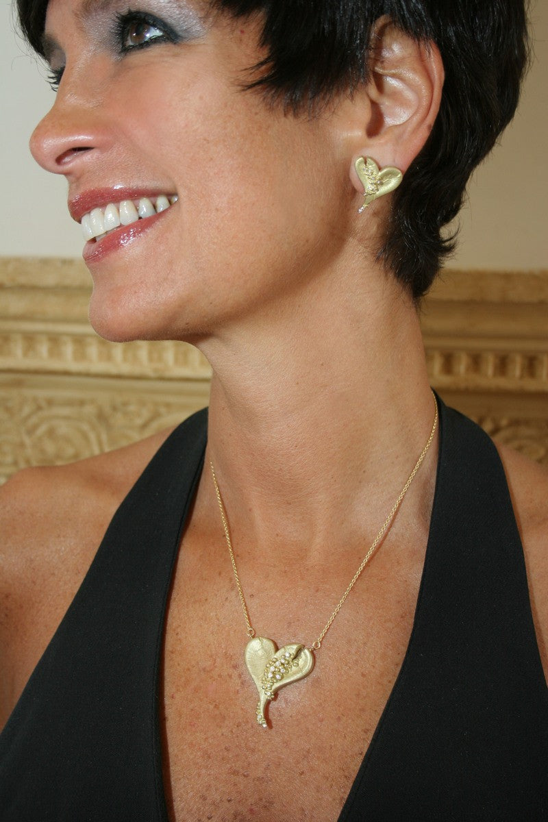 Lucky Break Heart Earrings-18K Gold with Overflowing Diamonds-1