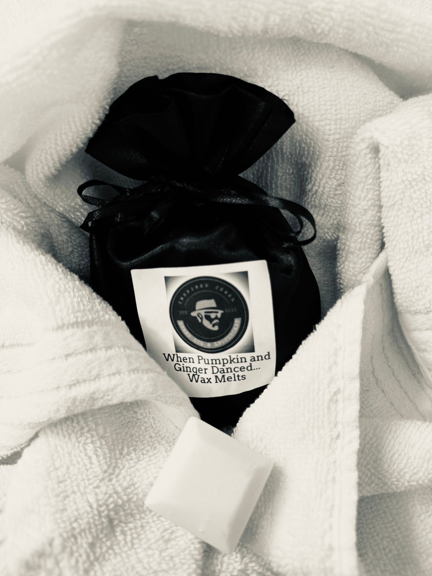 When Pumpkin and Ginger Dance Wax Melt-1