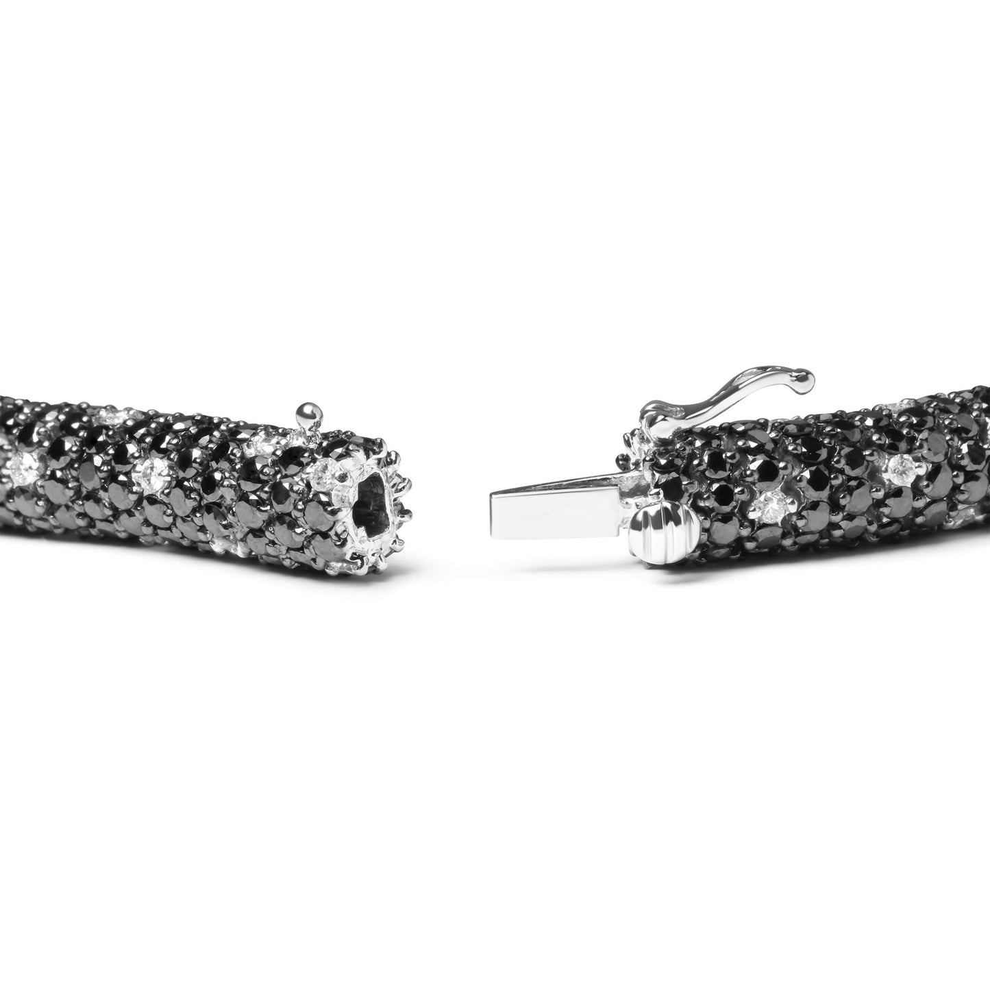 18K White Gold 20.0 Cttw Black and White Pave Set Diamond Eternity Snake Skin Style Tennis Bracelet (Black and G-H Color, SI1-SI2 Clarity) - Size 7"-3