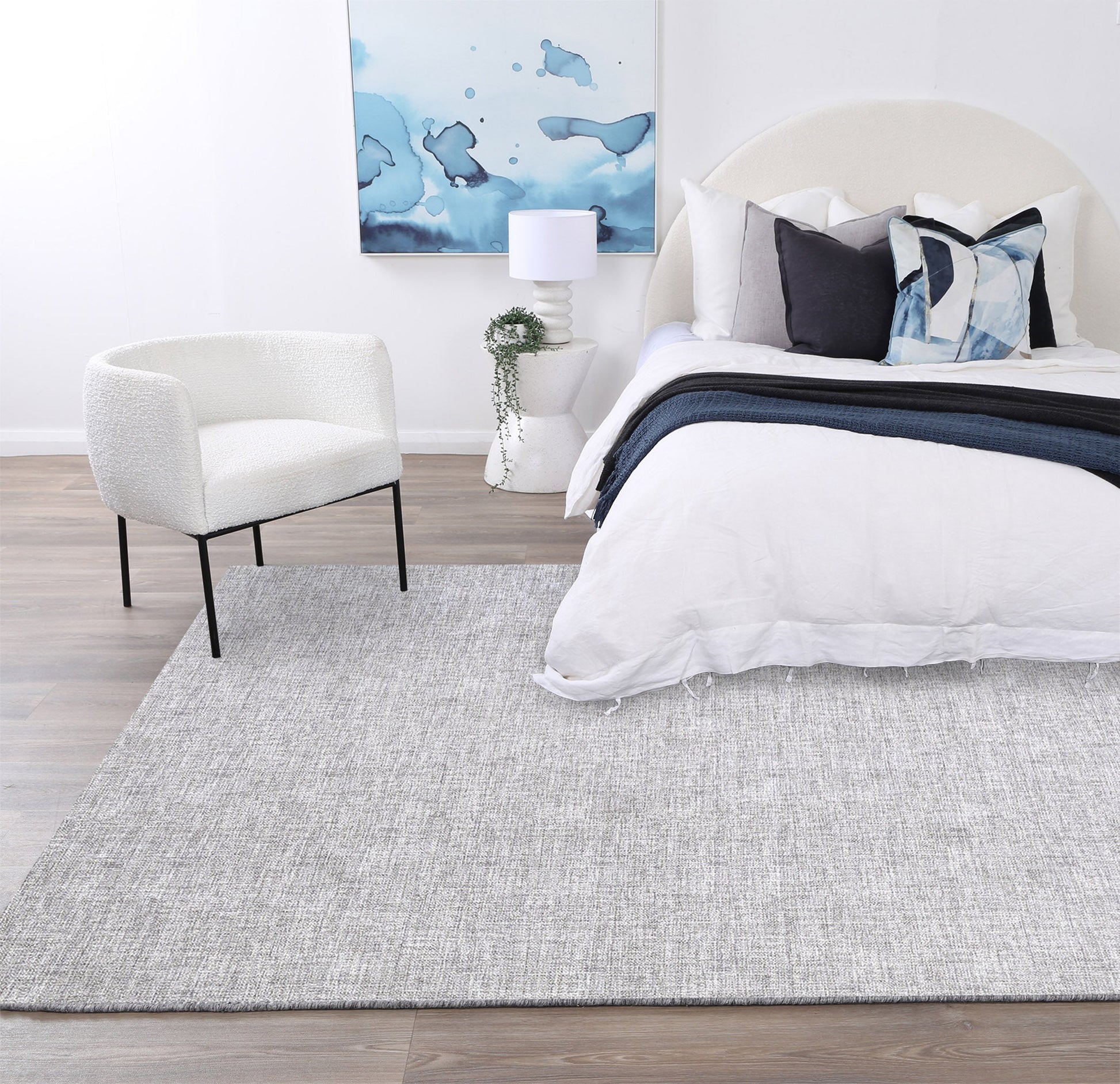 Urban Zinc Solid Area in Grey Rug-2