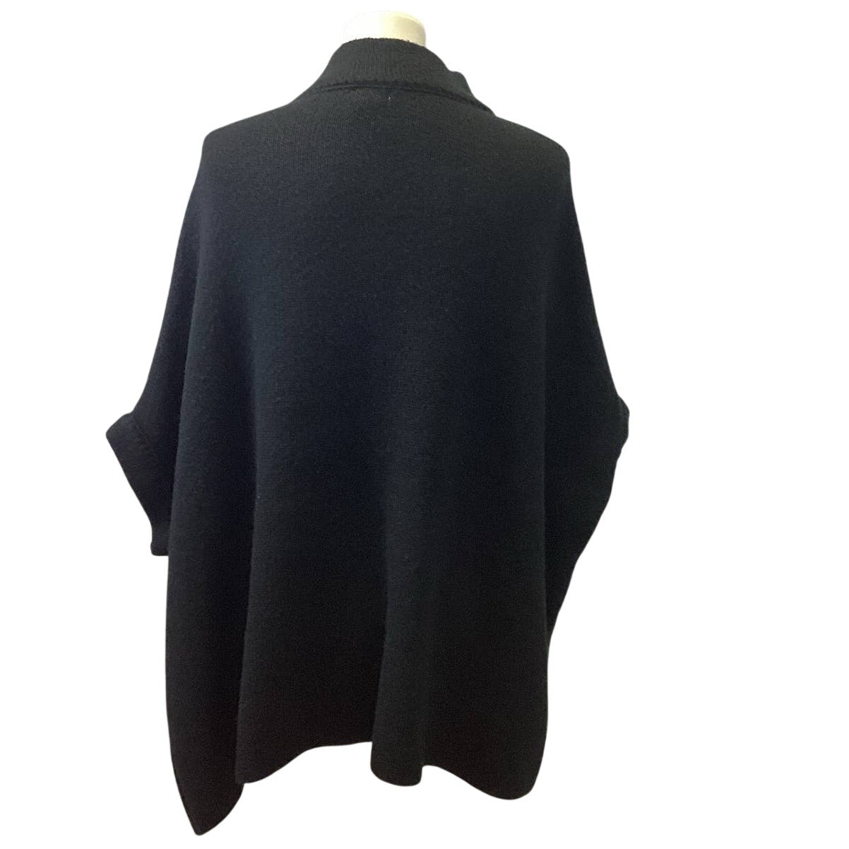 Apt 9 One Size Black Acrylic Knit Silver Latch Folded Sleeve Open Front Cape
