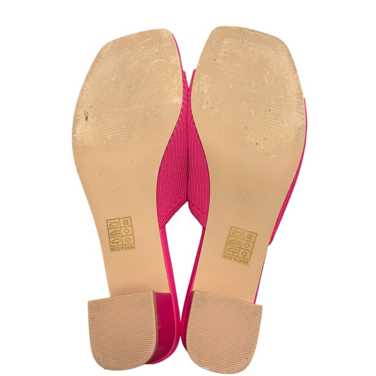 Shoe'N Tale Womens Size 11 Hot Pink 2.5" Heel Open Toe SlideOn Mule Sandal Shoes