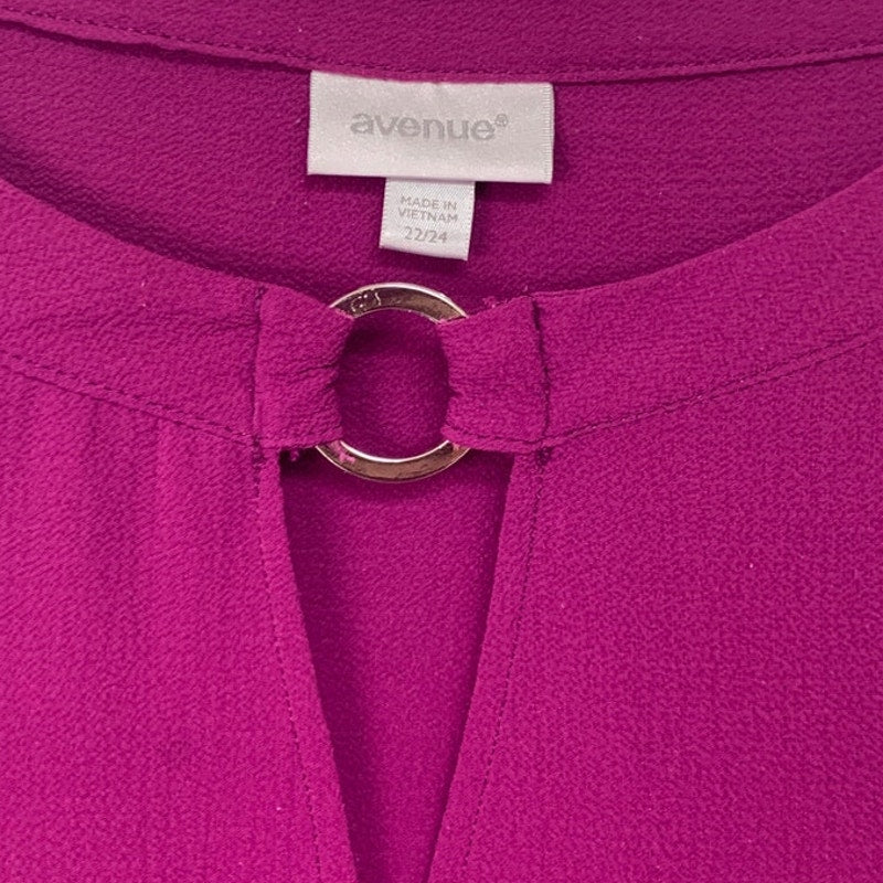 Avenue Womens 22/24 Dark Magenta PolySpandex Long Sleeve Key Hole Blouse