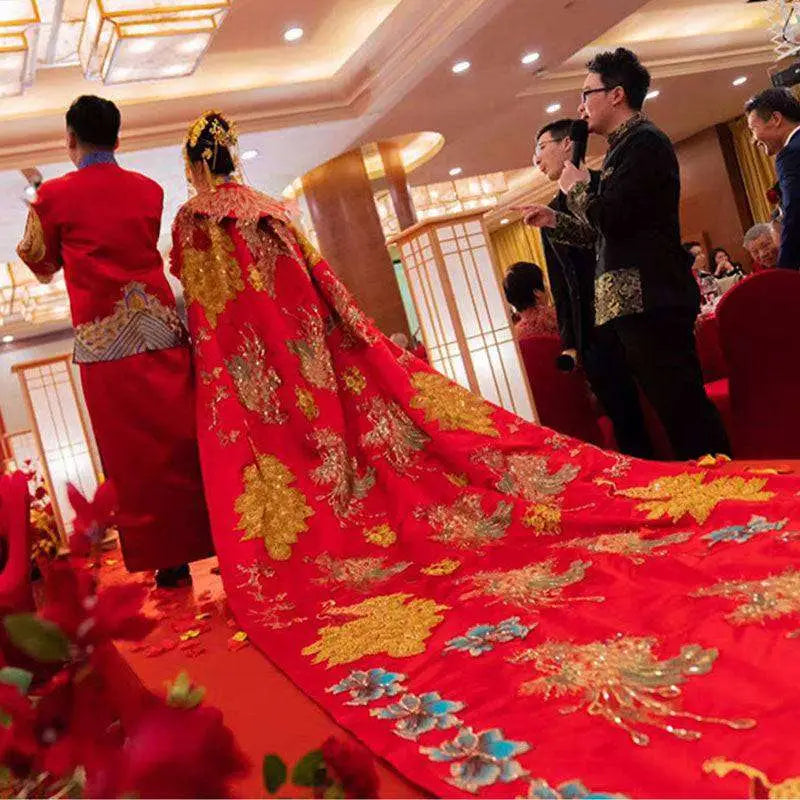 Ancient Xiuhe Dress Tailing with Big Cloak