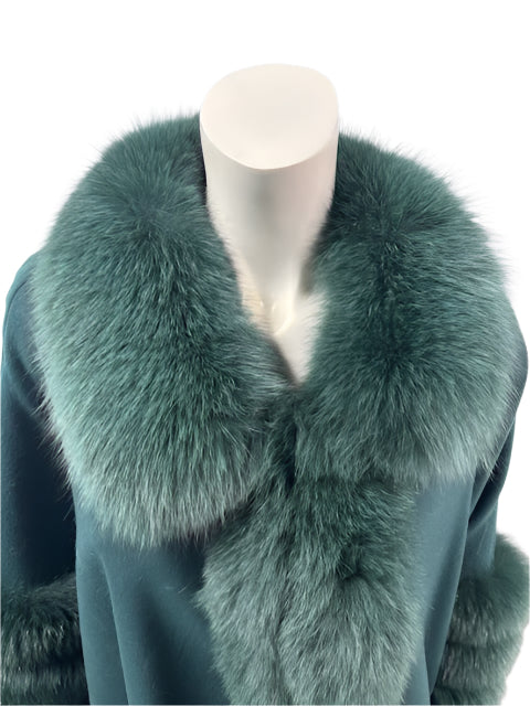Cashmere & Arctic Fox Tuxedo Cape