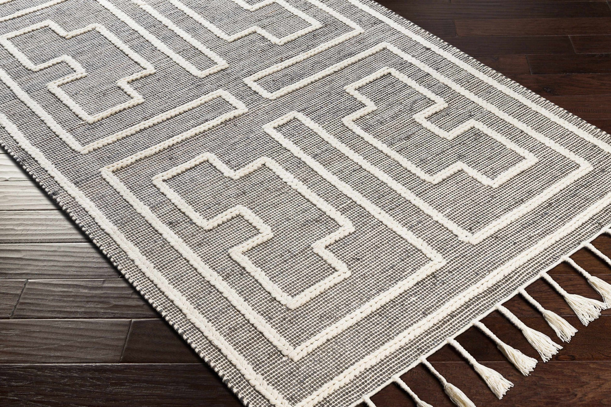 Azra Tasseled Jute&Wool Rug-2