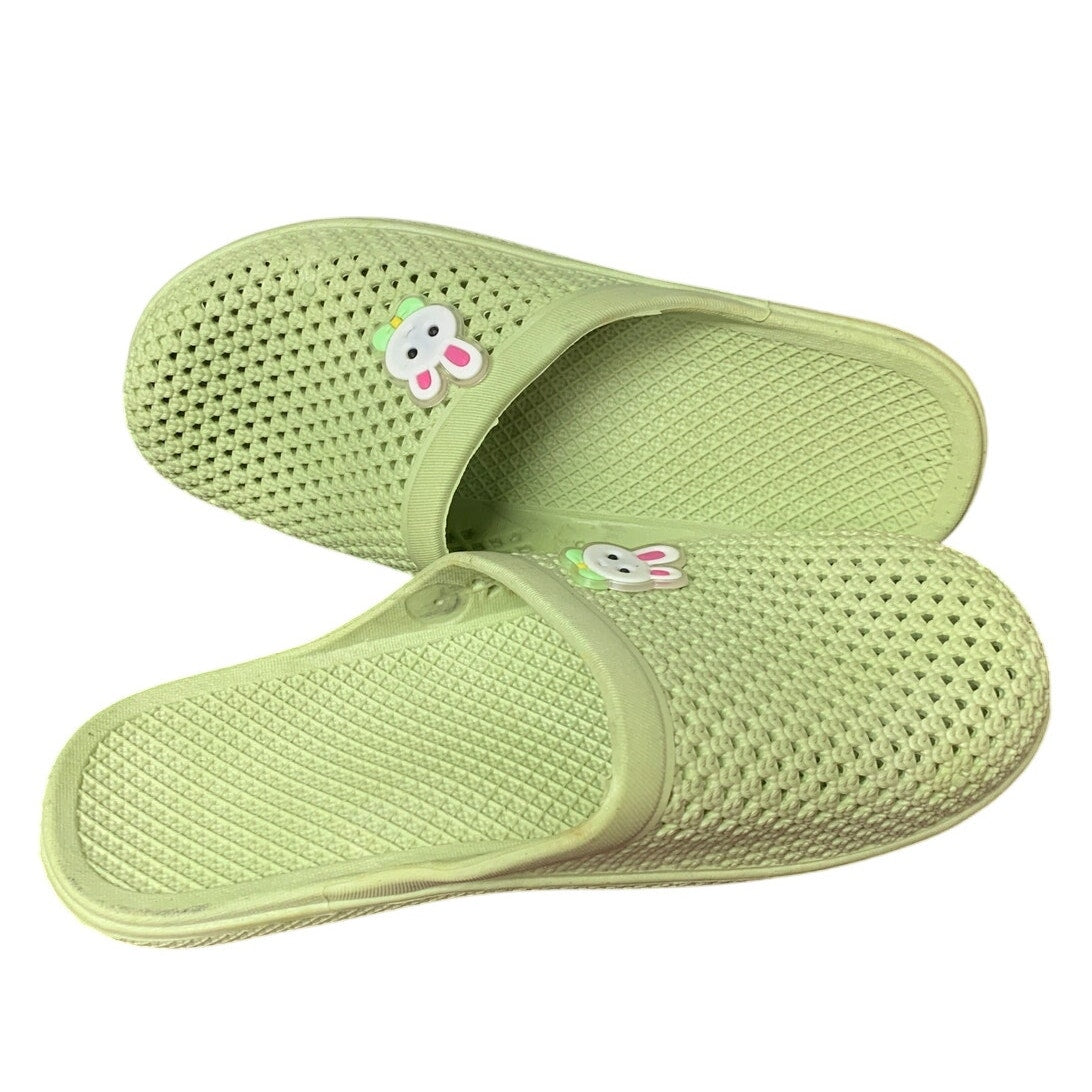 Caistre Womens Size 6.5 Green Bunny Rabbit Mesh Slide On Bath Slipper Shoes
