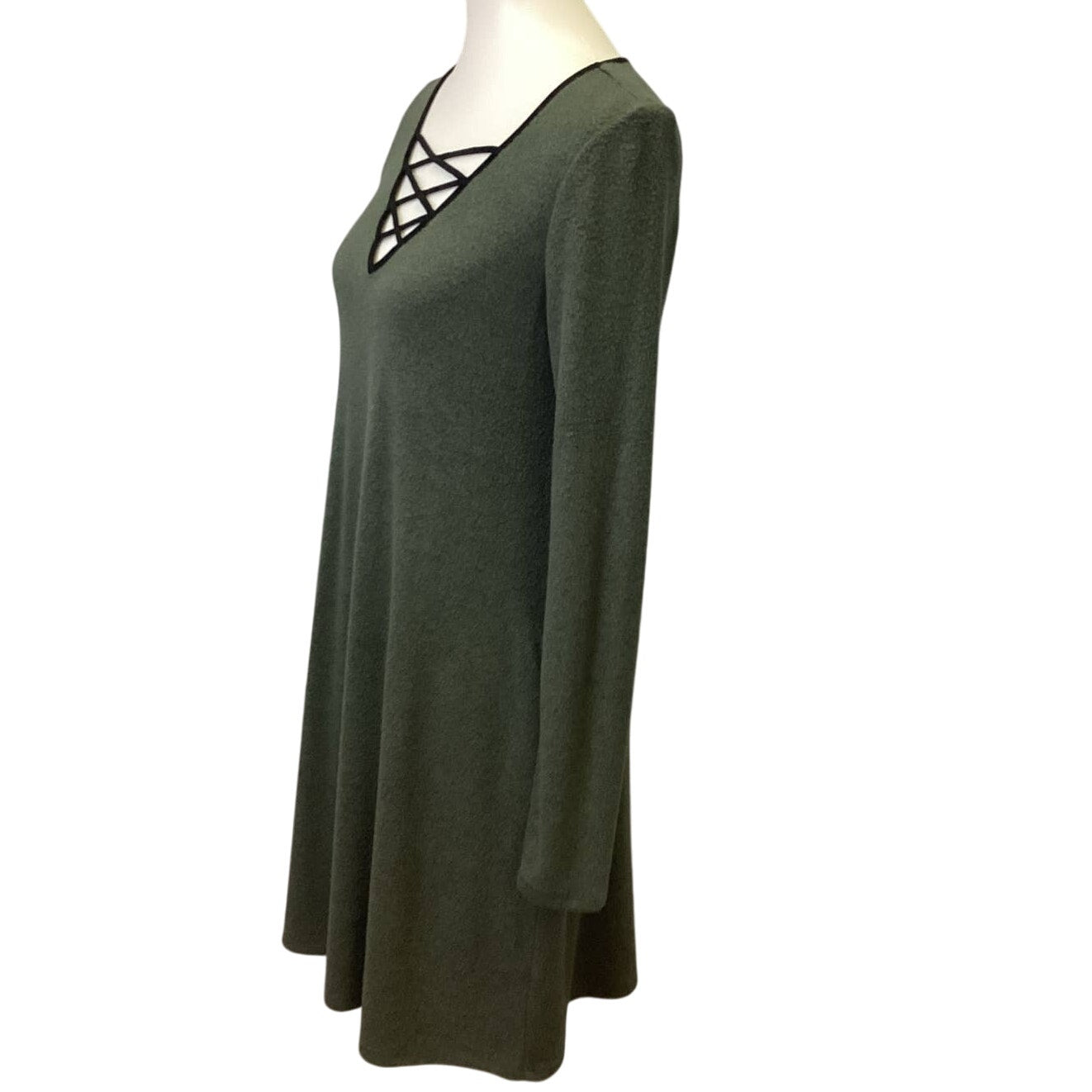 IN San Francisco Large Long Sleeve Deep V Neck A Line Rayon Blend Midi Dress