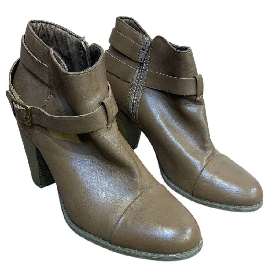 Lauren Conrad Size 9.5 Tan Ferran Chunky Heel Short Boots Shoes w Buckle