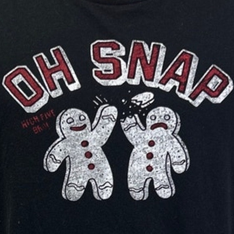 Old Navy Mens Large Oh Snap Gingerbread Men Short Sleeve Crew Neck Tee Shirt