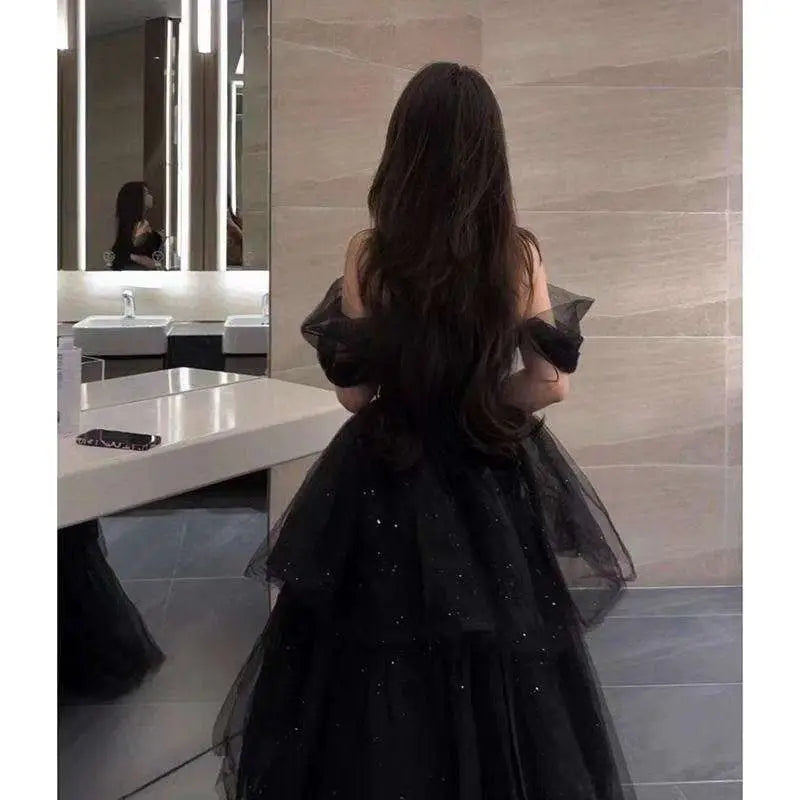 Black Velvet and Tulle Light Luxury Evening Dress