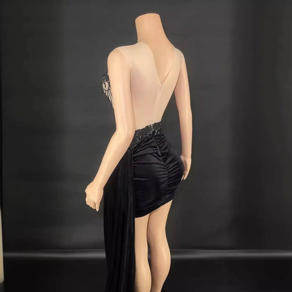 Black Velvet Luxury Evening Dress with Side Train