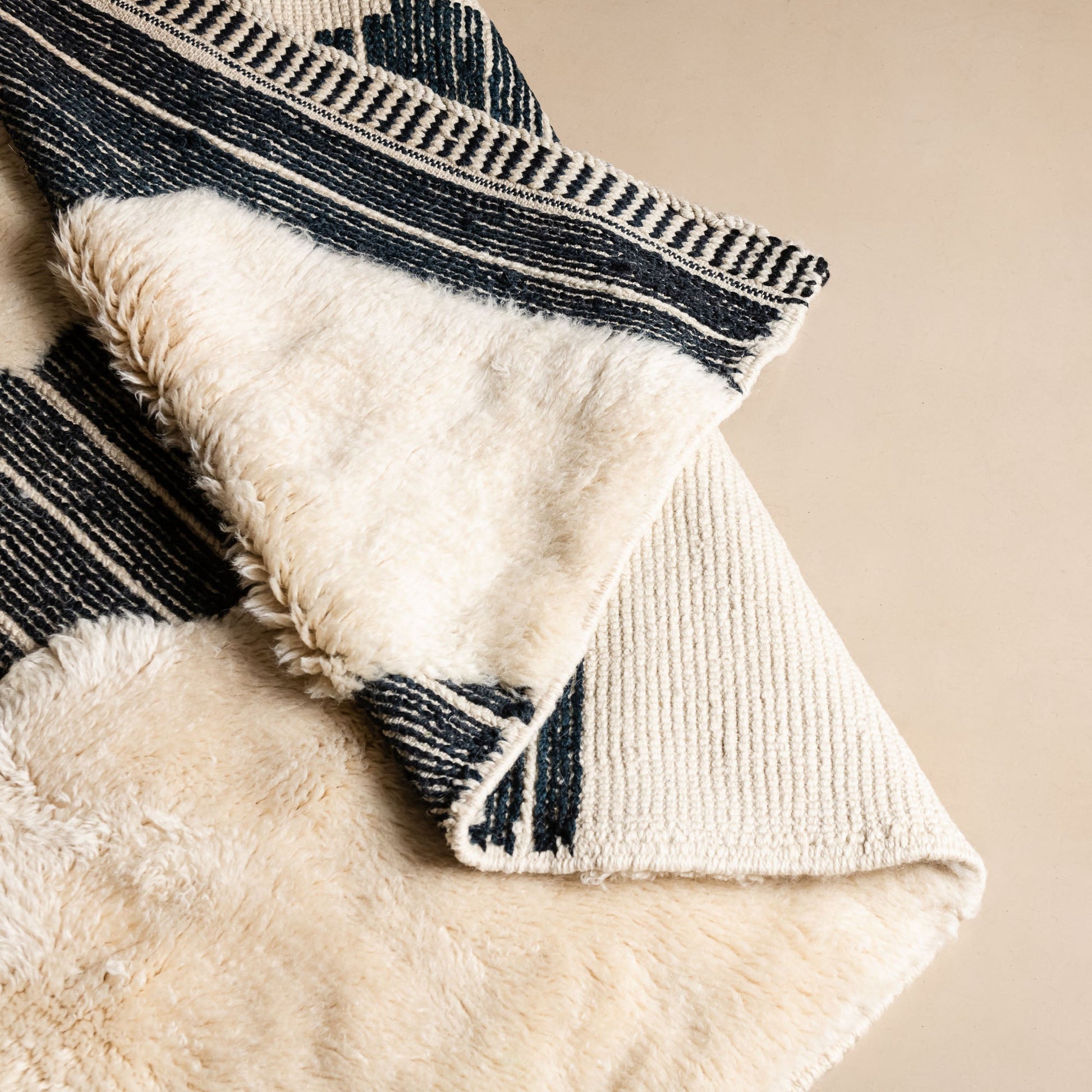 Glitch - Luxury Shag Moroccan Rug-3