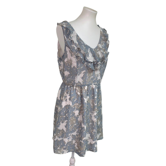 GAP Womens Size 10 Gray Blue Sleeveless V-Neck Ruffle Washable Fit Flare Dress