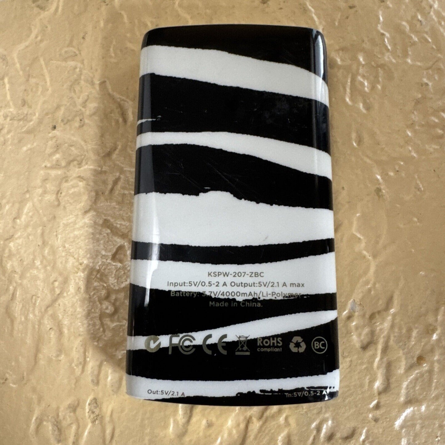 NEW Kate Spade New York Backup Battery Bank 4000mAh Cellphone Tablet Smartphone