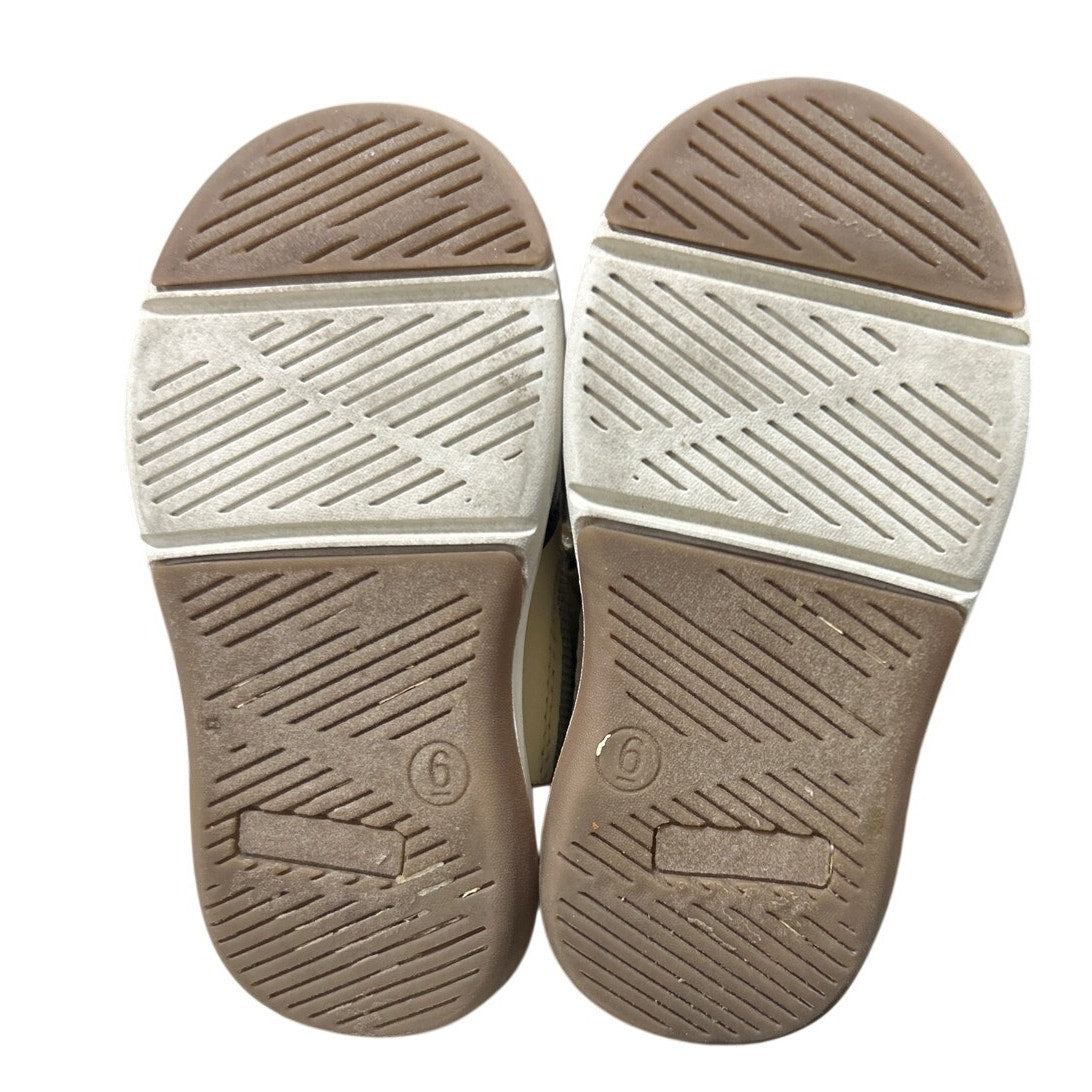 Skywheel Toddler Boys Size 6 Beige Brown Sneakers Hook and Loop Close Sneakers