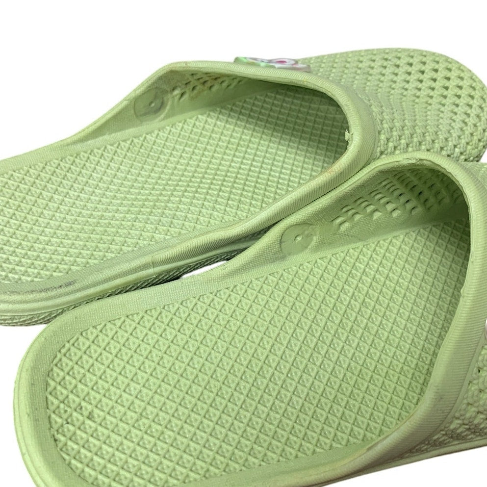 Caistre Womens Size 6.5 Green Bunny Rabbit Mesh Slide On Bath Slipper Shoes