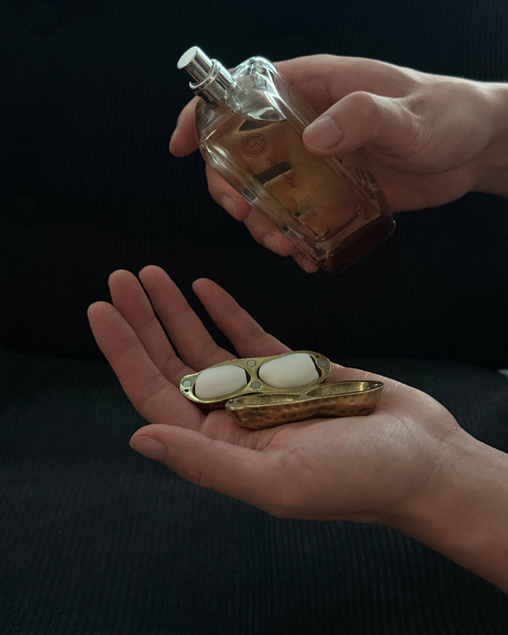 Peanut-Shaped Aroma Box-1