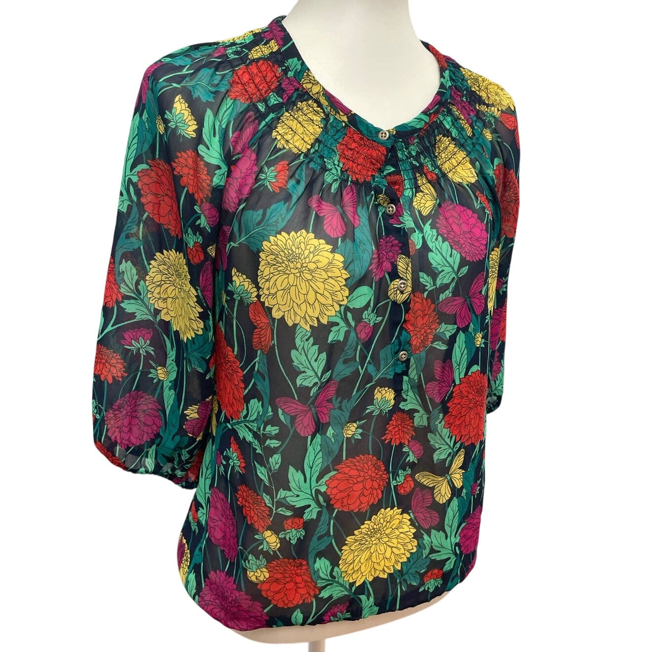 Banana Republic Small Petite Long Sleeve Sheer Carnation Floral 3 Button Blouse