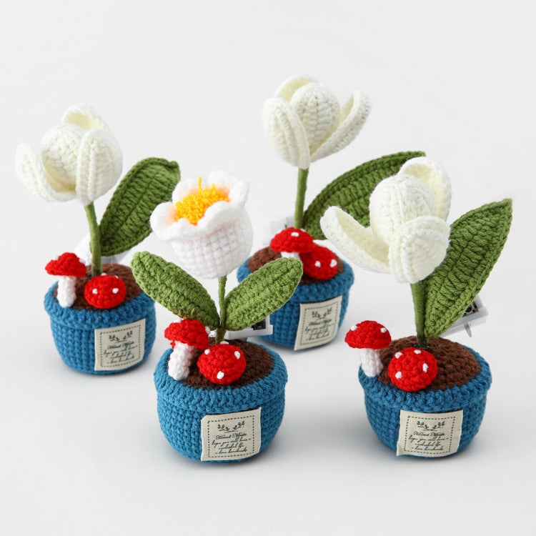 Tulip Small Night Lamp Woven Wool Potted Plant