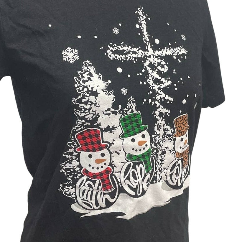 Love In Faith Womens Small Jesus Cross Snowmen Christmas Short Sleeve Tee