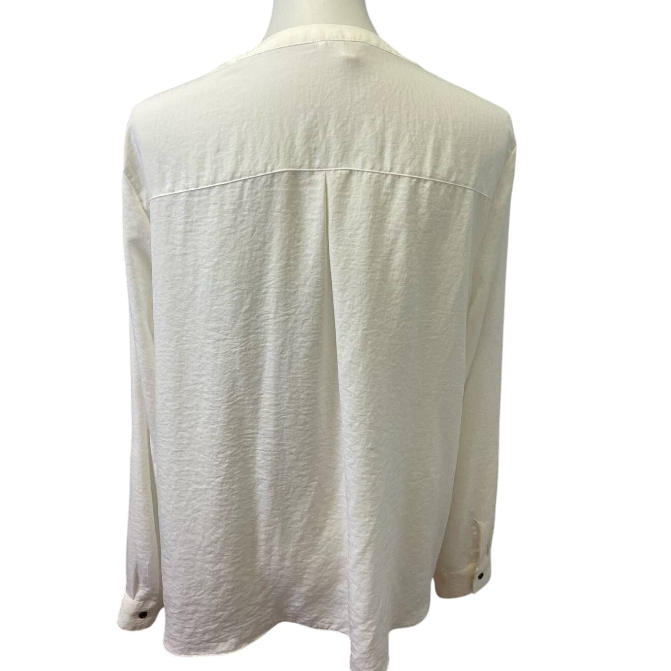 Maurices XL 100% Polyester Long Tabbed Sleeve Zippers V-Neck Flowy Blouse Top