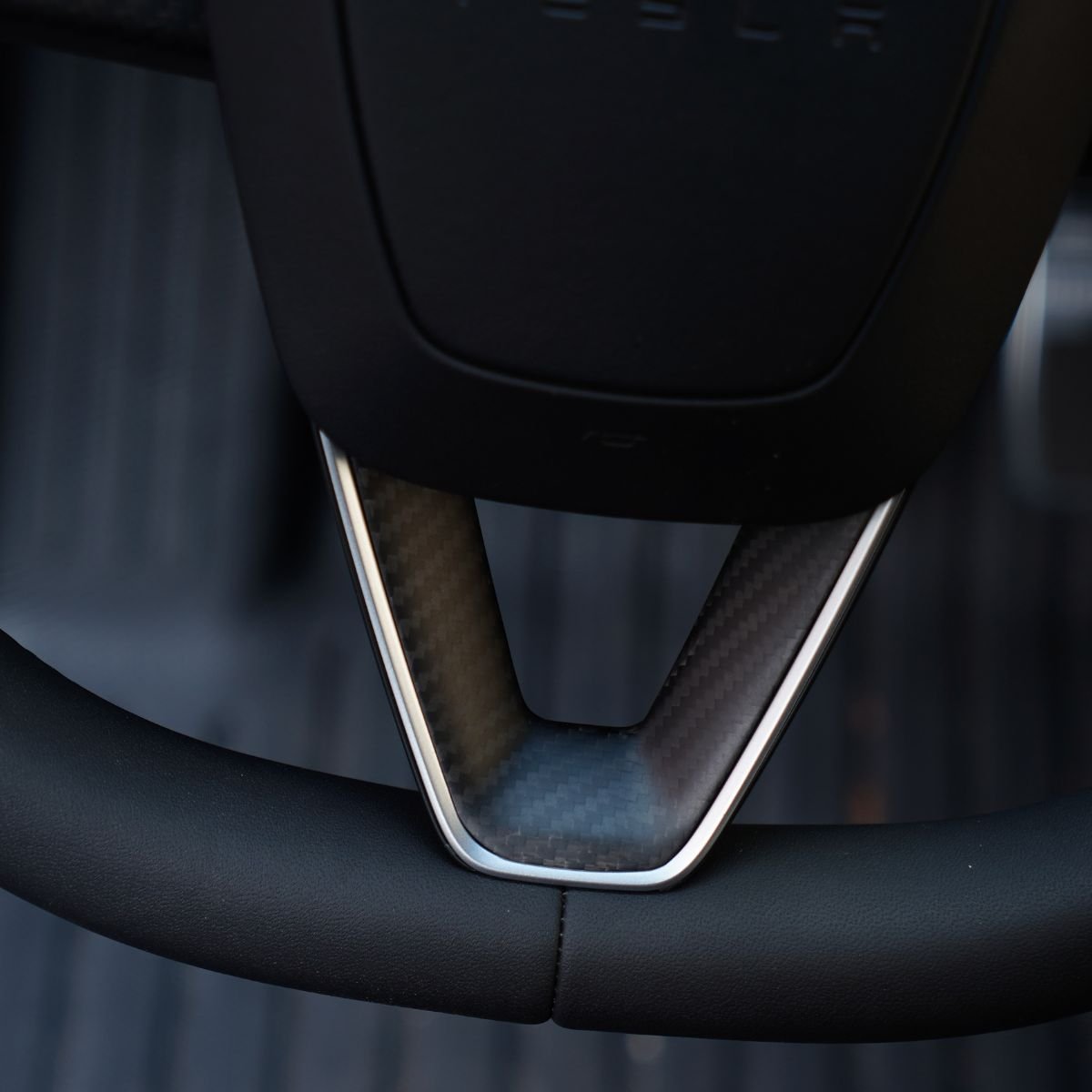 Real Dry Carbon Fiber Steering Wheel Bezel Overlay for Model 3 Highland & Model Y Juniper (3 Pieces)