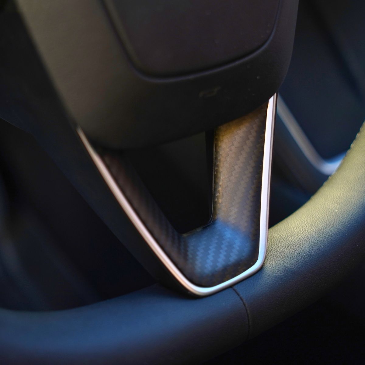 Real Dry Carbon Fiber Steering Wheel Bezel Overlay for Model 3 Highland & Model Y Juniper (3 Pieces)