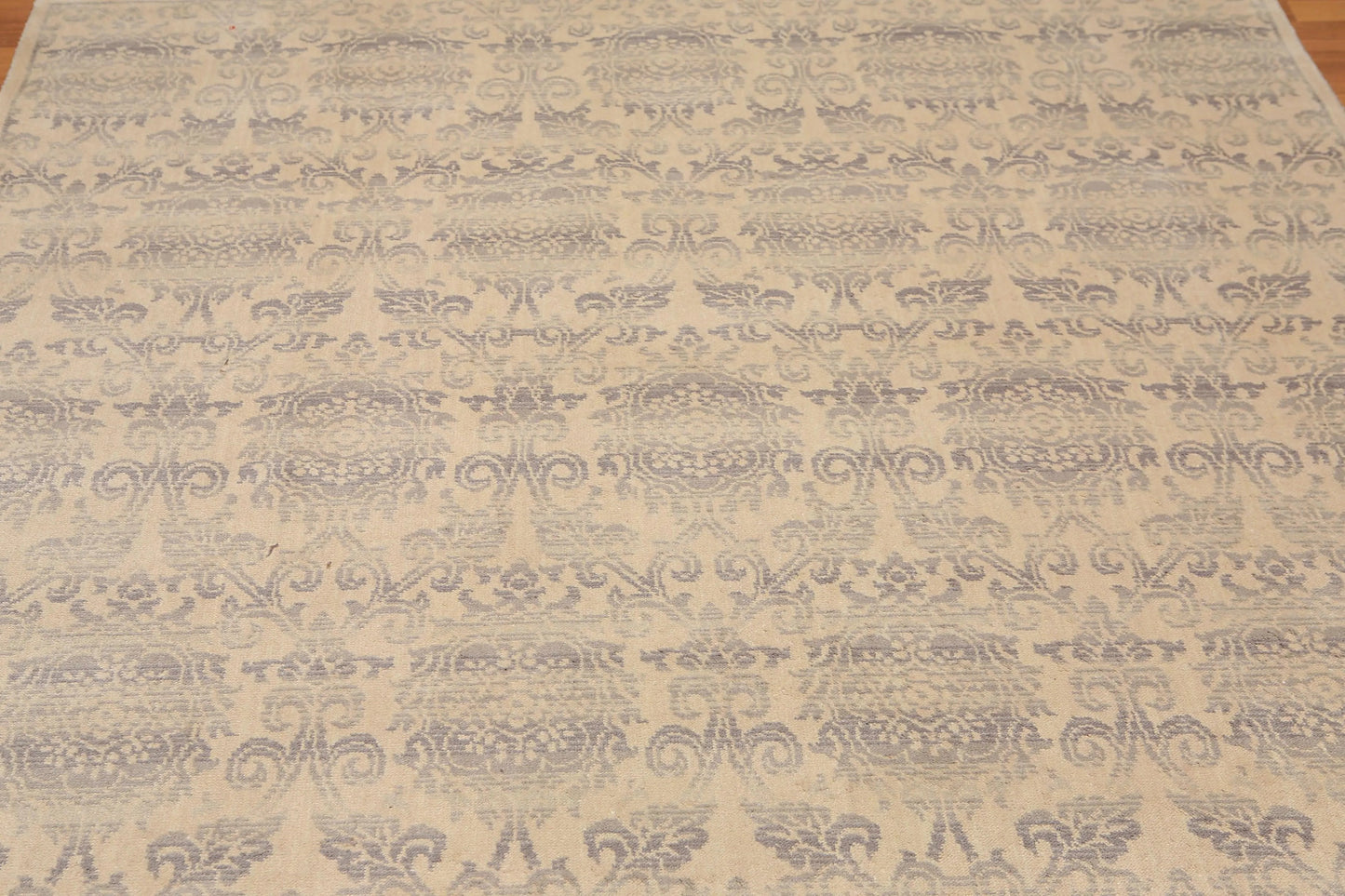 6' x 9' Hand Knotted Damask Design 100% Wool Area rug Beige-4