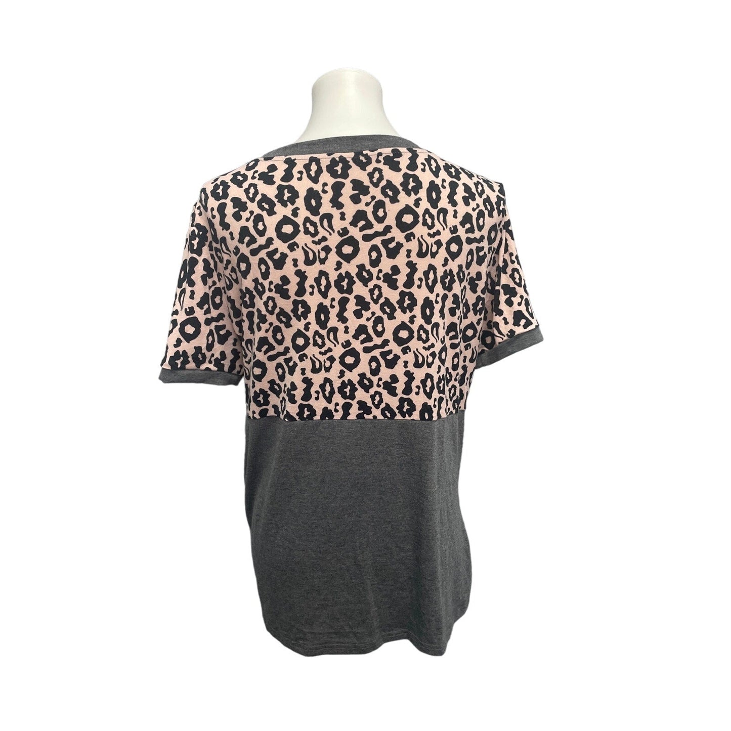 Lot of 2 Womens Large Leopard Spot PolyCotton Short Sleeve Tee Shirts