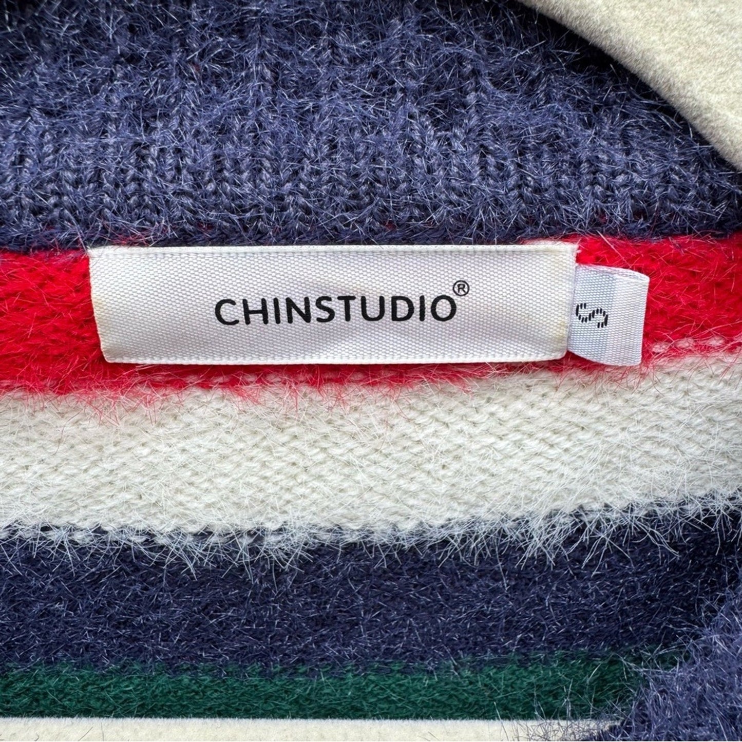 ChinStudio Womens Small Long Sleeve Striped Fuzzy Oversized Knit Sweater