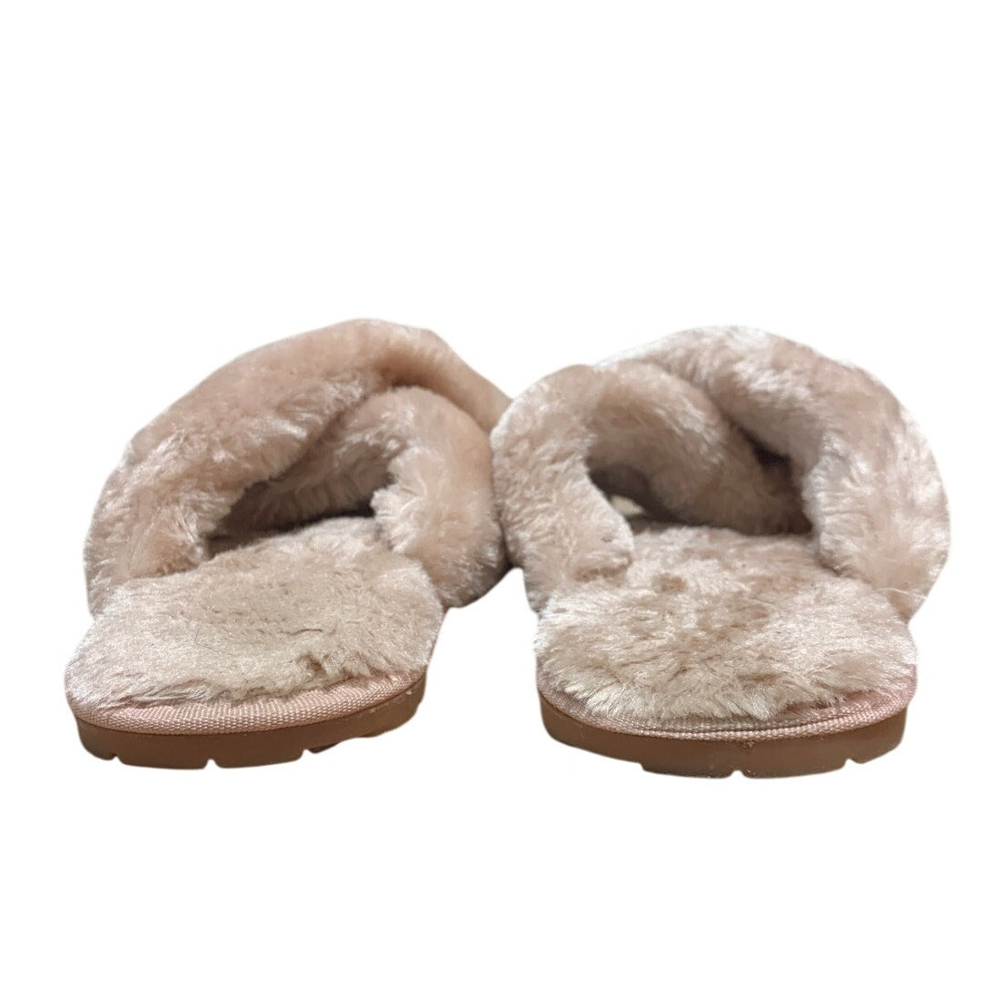 Crazy Lady Womens Size 7/8 Pale Pink Fuzzy Plush Memory Foam Cross Band Slippers